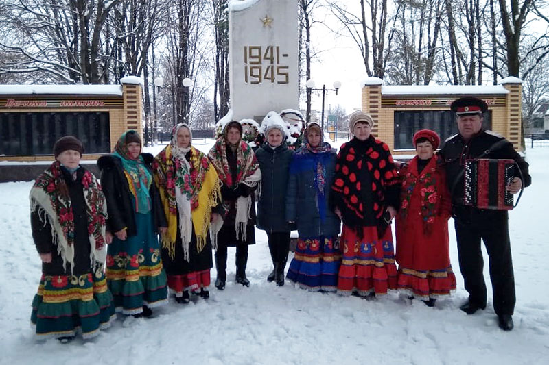 Поздравления с Днем защитника отечества от фольклорного ансамбля «Маричка»