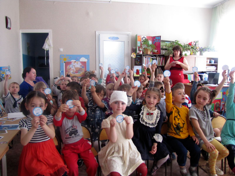 Кардоникская детская библиотека провели в детском саду «Березка» утренник (2018)